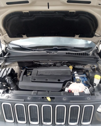 Jeep Renegade cena 55300 przebieg: 99990, rok produkcji 2014 z Łask małe 137